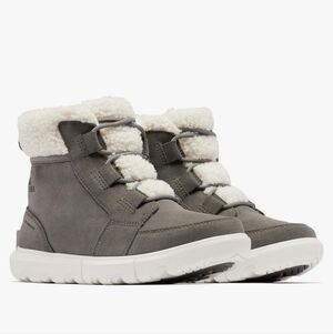 BNWT Sorel 7.5 Womens Gray Boots with White Fleece